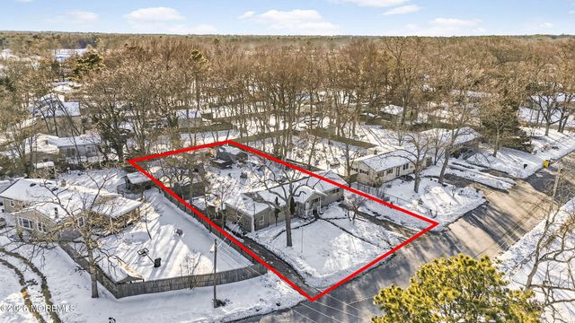 232 Ronald Road, Lakewood, NJ 08701