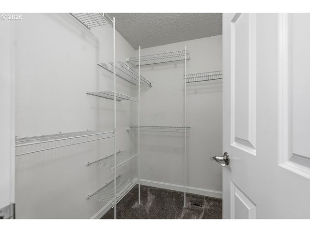 1214 Sw 213TH Ave, Beaverton, OR 97003