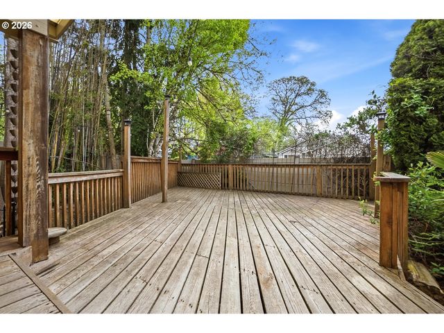 1214 Sw 213TH Ave, Beaverton, OR 97003