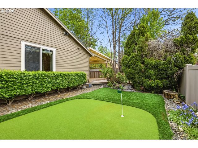 1214 Sw 213TH Ave, Beaverton, OR 97003