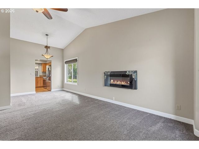 1214 Sw 213TH Ave, Beaverton, OR 97003