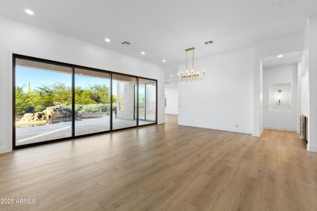 9686 E CINDER CONE Trail, Scottsdale, AZ 85262