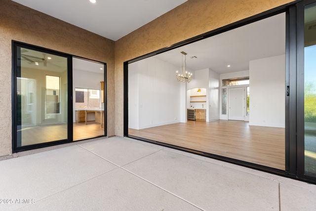 9686 E CINDER CONE Trail, Scottsdale, AZ 85262