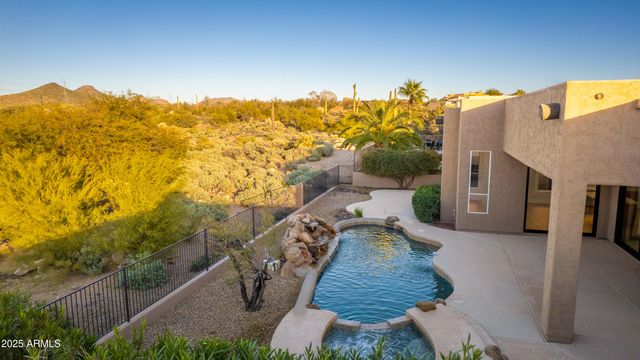 9686 E CINDER CONE Trail, Scottsdale, AZ 85262