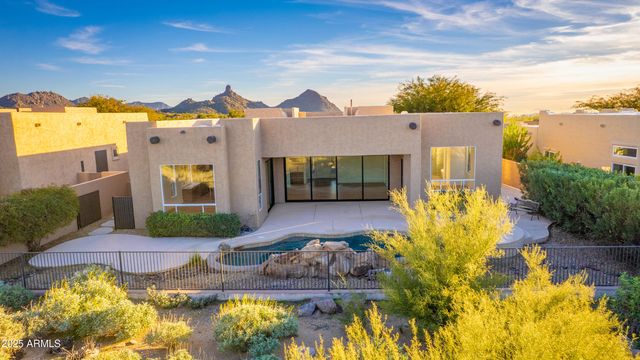9686 E CINDER CONE Trail, Scottsdale, AZ 85262