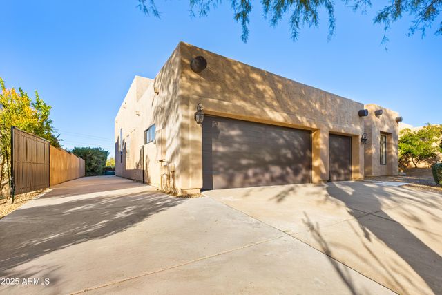 9686 E CINDER CONE Trail, Scottsdale, AZ 85262