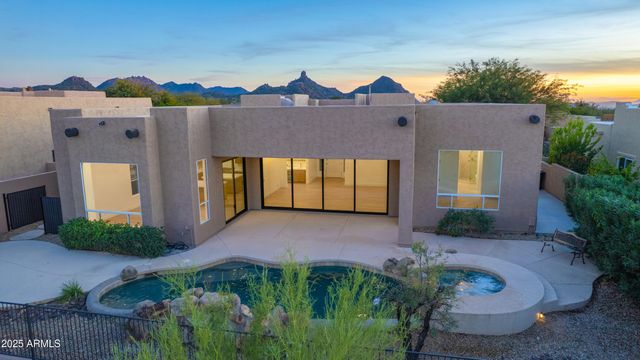 9686 E CINDER CONE Trail, Scottsdale, AZ 85262