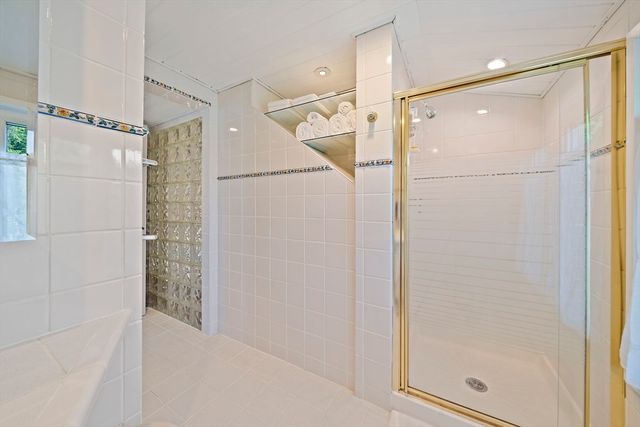 47 Candia St, Weymouth, MA 02189