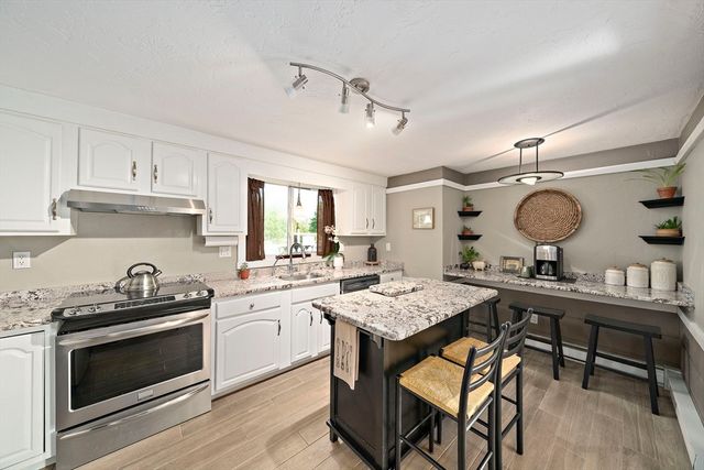 47 Candia St, Weymouth, MA 02189