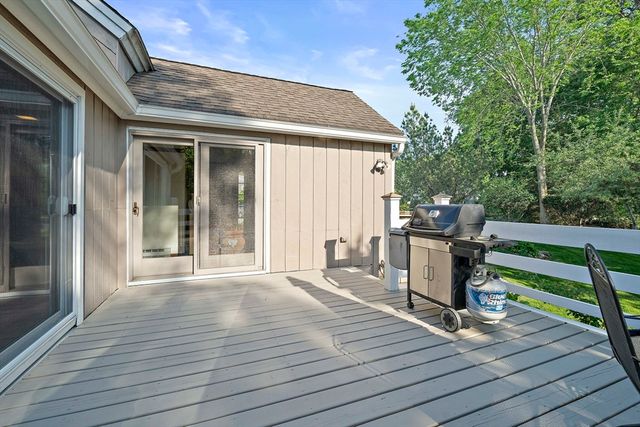 47 Candia St, Weymouth, MA 02189