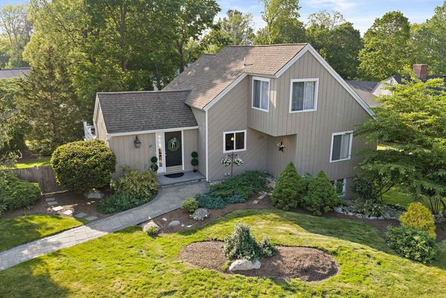 47 Candia St, Weymouth, MA 02189