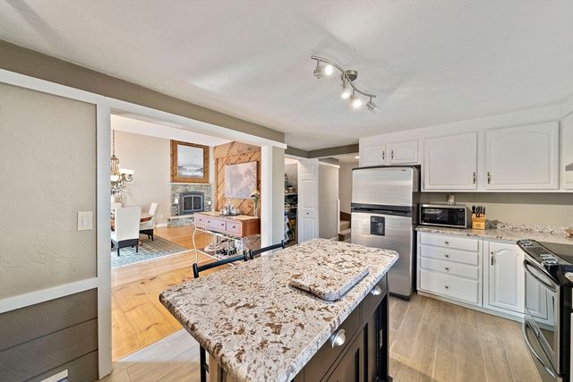 47 Candia St, Weymouth, MA 02189