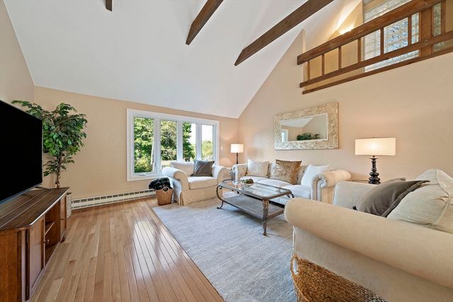 47 Candia St, Weymouth, MA 02189