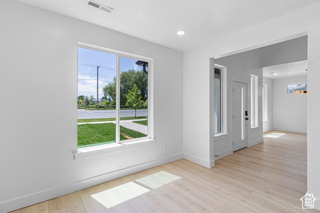 225 W 2975 S, Nibley, UT 84321