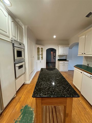 1216 Los Altos Lane, Duncanville, TX 75116