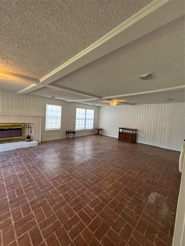 1216 Los Altos Lane, Duncanville, TX 75116