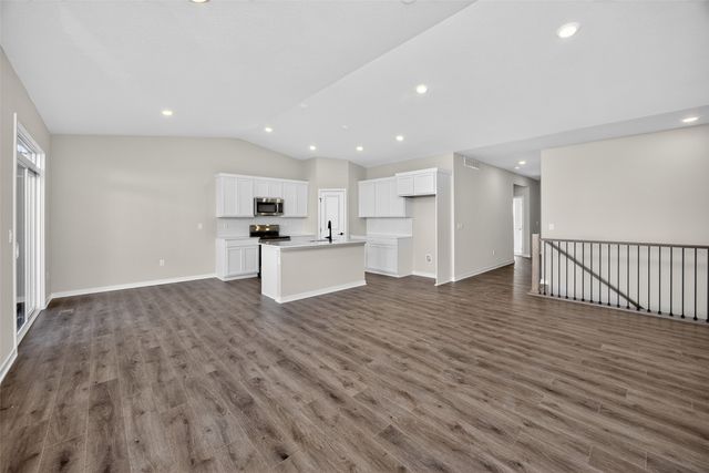 9461 Emilia Lane, West Des Moines, IA 50266