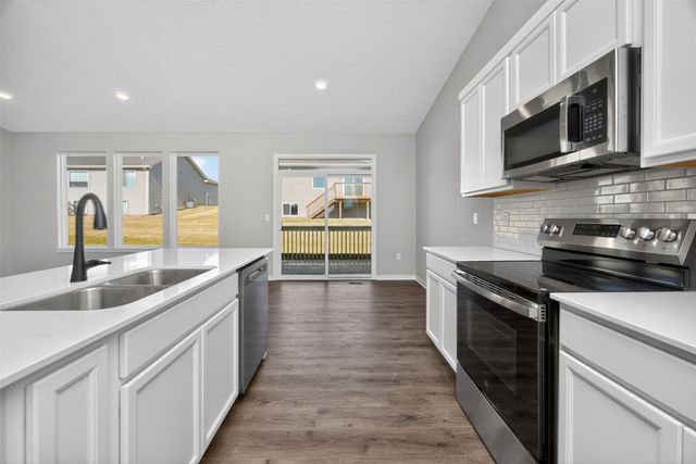 9461 Emilia Lane, West Des Moines, IA 50266