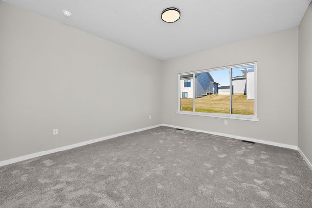 9461 Emilia Lane, West Des Moines, IA 50266