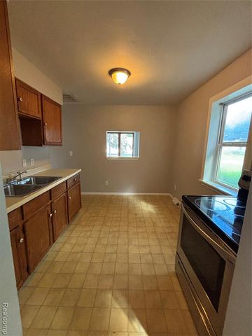 2836 Thom Street, Flint, MI 48506
