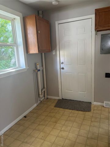 2836 Thom Street, Flint, MI 48506