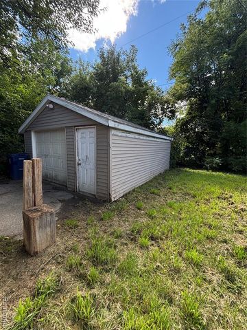 2836 Thom Street, Flint, MI 48506