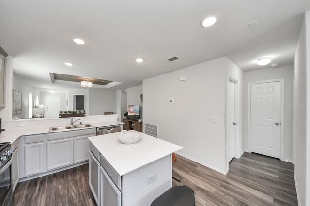 5722 Savanna Pasture Road, Katy, TX 77493