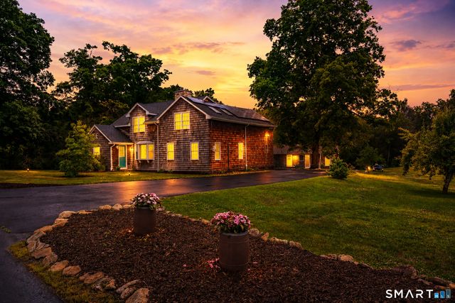 7 Silver Falls Road, East Lyme, CT 06333