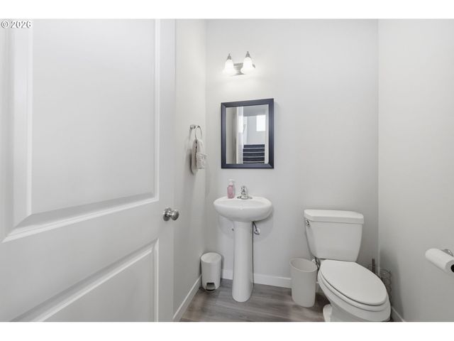 2757 ROCKROSE Ln, Eugene, OR 97403