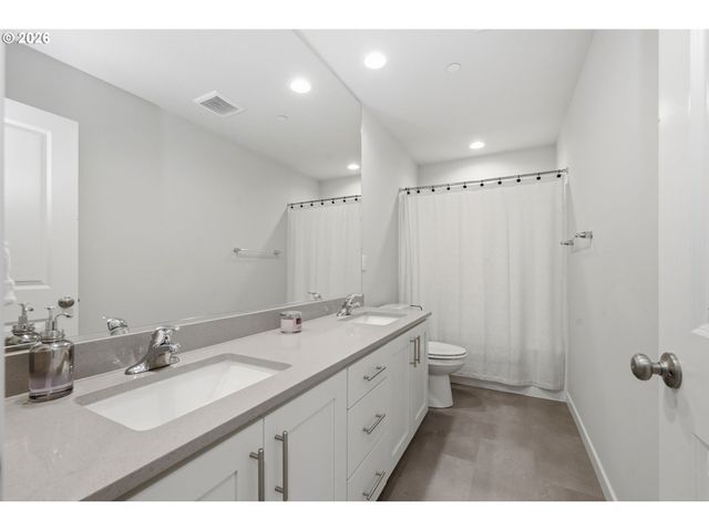 2757 ROCKROSE Ln, Eugene, OR 97403