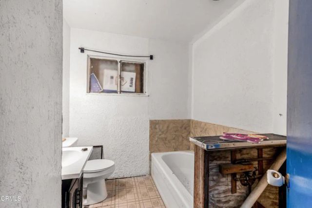 1524 N 6th Street, Port Hueneme, CA 93041