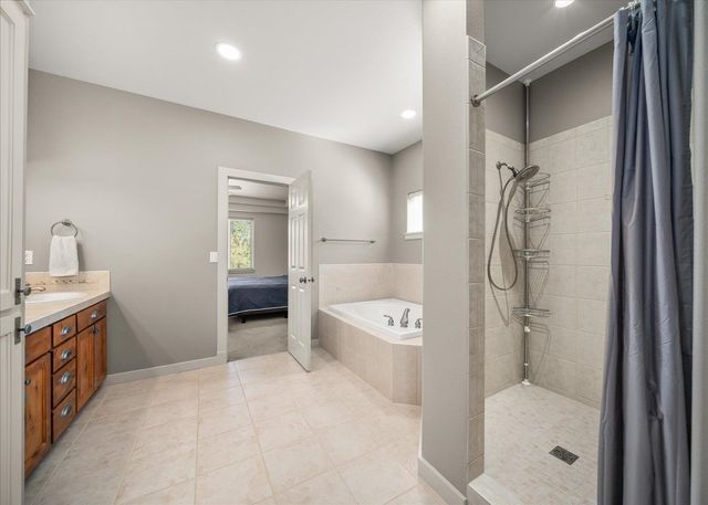 11113 E Gertrude Dr, Spokane Valley, WA 99206