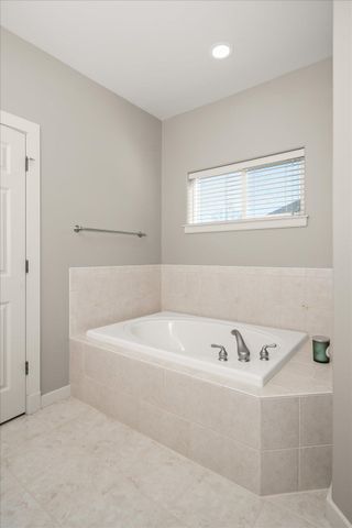 11113 E Gertrude Dr, Spokane Valley, WA 99206