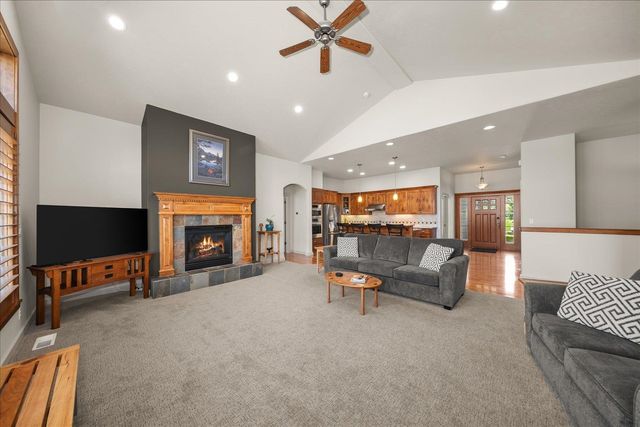 11113 E Gertrude Dr, Spokane Valley, WA 99206