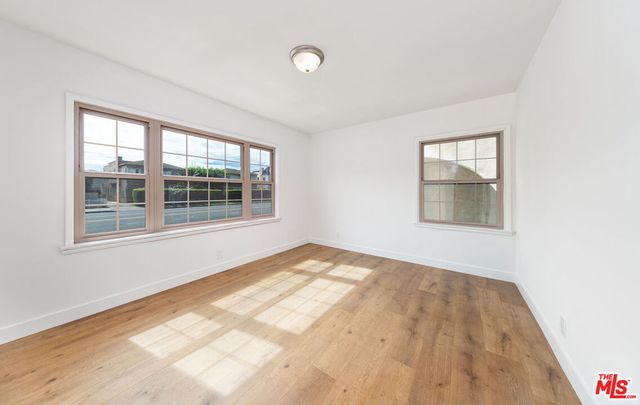 937 S Bedford Street, Los Angeles, CA 90035