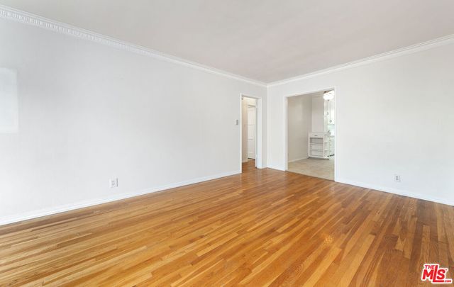 937 S Bedford Street, Los Angeles, CA 90035