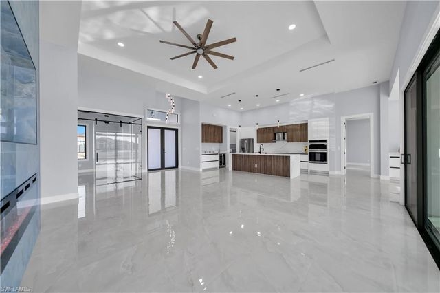 10 SW 35th AVE, Cape Coral, FL 33991
