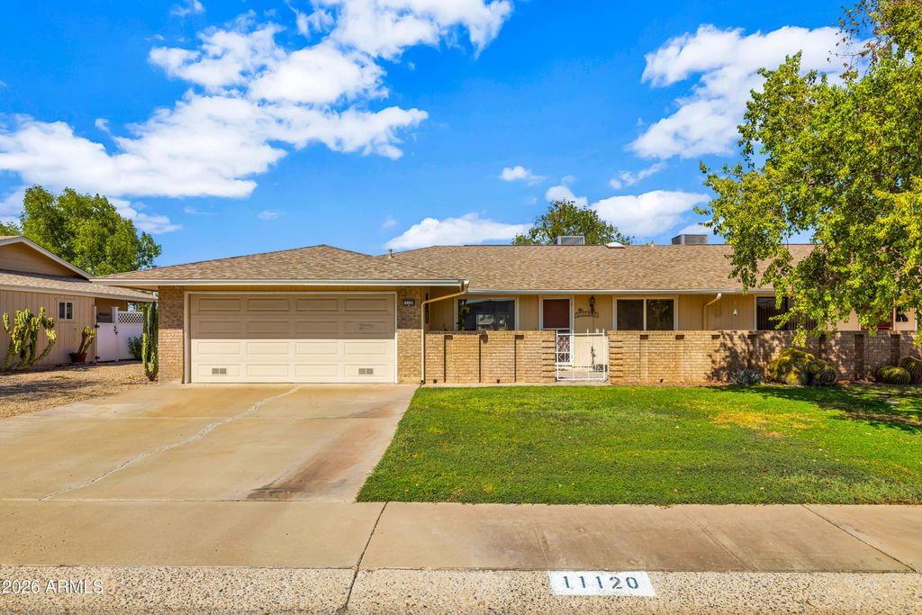 11120 W CAMEO Drive, Sun City, AZ 85351 — exterior