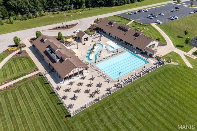 411 Cervina Beach Drive, Innsbrook, MO 63390