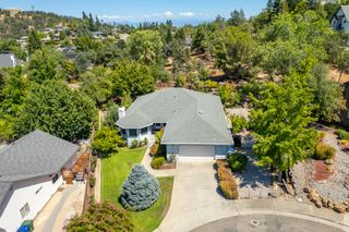 1475 Gladstone Court, Redding, CA 96001