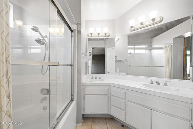 2528 Lowell Court, Simi Valley, CA 93065