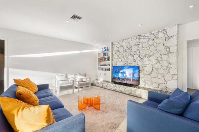 6451 Red Bluff Avenue, Yucca Valley, CA 92284