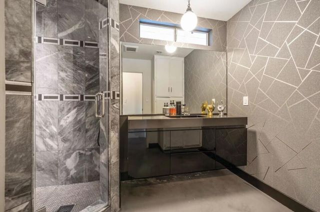 6451 Red Bluff Avenue, Yucca Valley, CA 92284