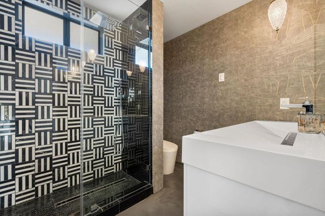 6451 Red Bluff Avenue, Yucca Valley, CA 92284