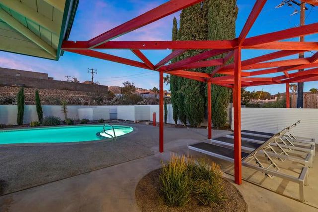 6451 Red Bluff Avenue, Yucca Valley, CA 92284