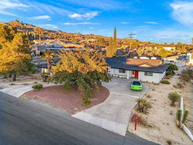 6451 Red Bluff Avenue, Yucca Valley, CA 92284