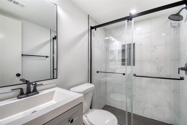 2500 Burleson RD 701, Austin, TX 78741