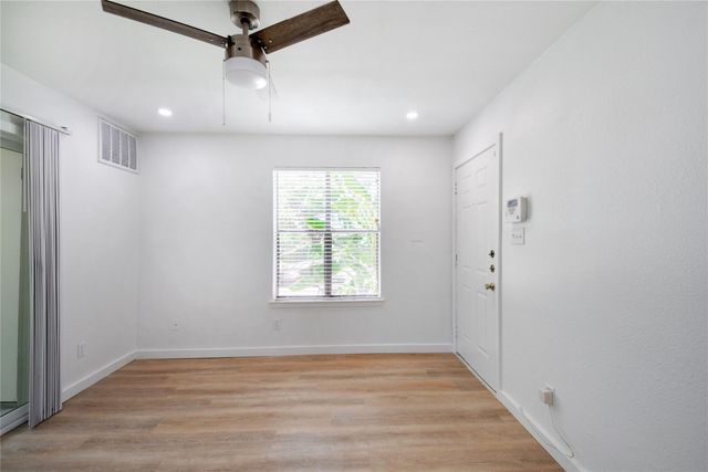 2500 Burleson RD 701, Austin, TX 78741