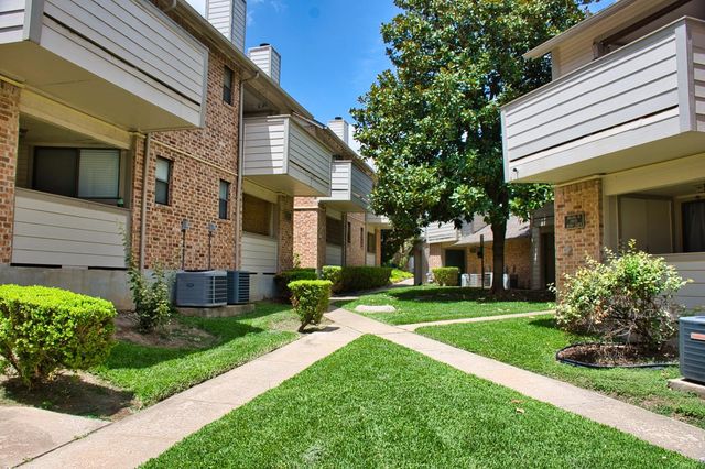 2500 Burleson RD 701, Austin, TX 78741
