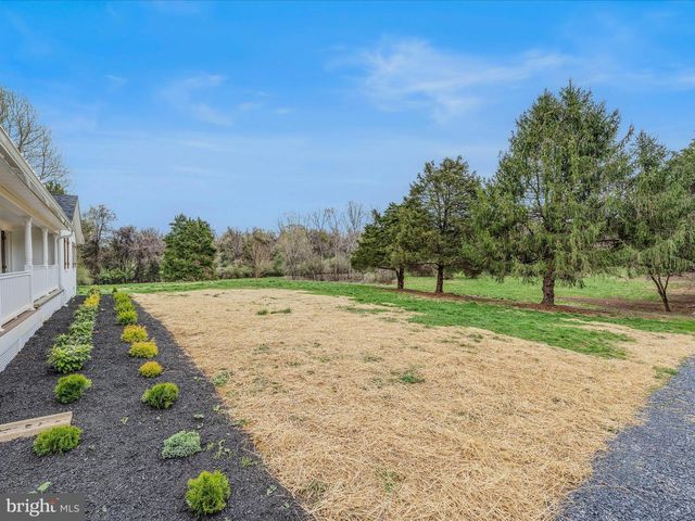 89 MORGAN GROVE RD, Shepherdstown, WV 25443